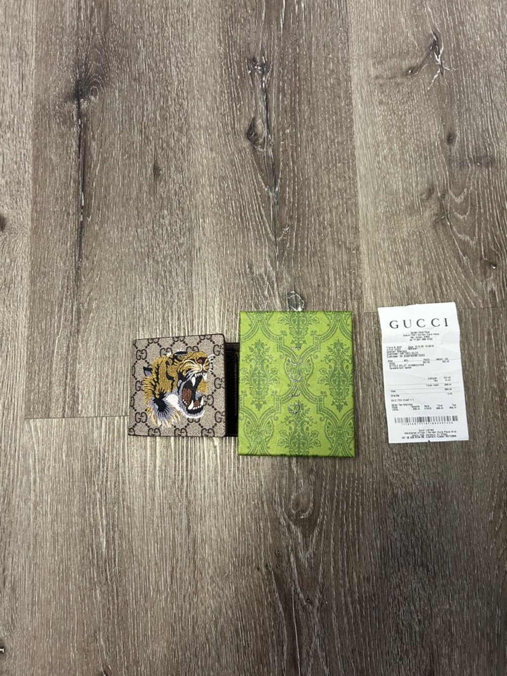 Gucci wallet with box and receipt brand new